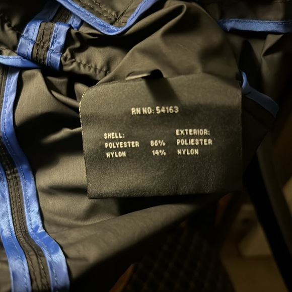 COLE HAAN BLACK LIGHTWEIGHT ALL WEATHER COAT W/HOOD - Picture 5 of 16